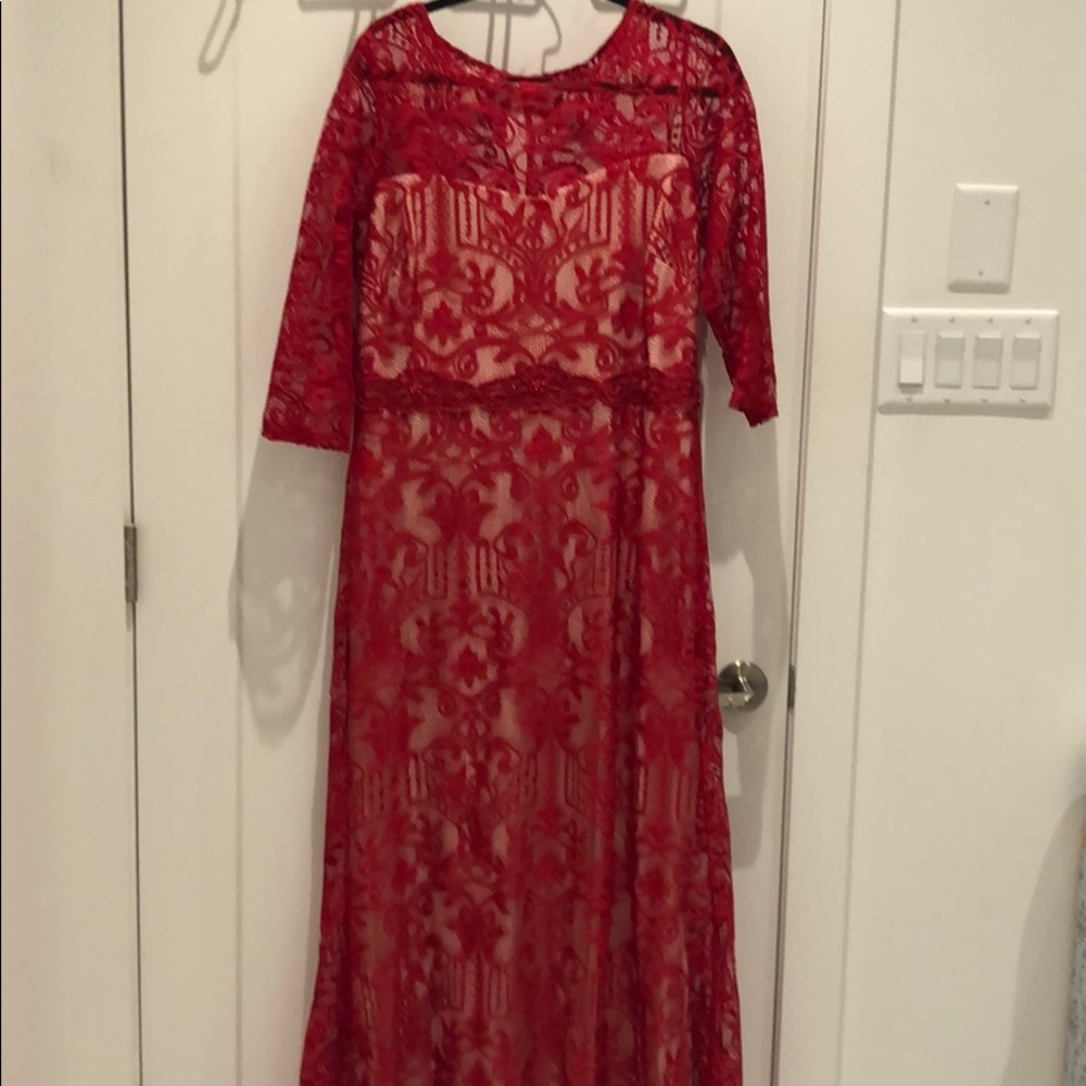 Glamourous Red Evening Gown